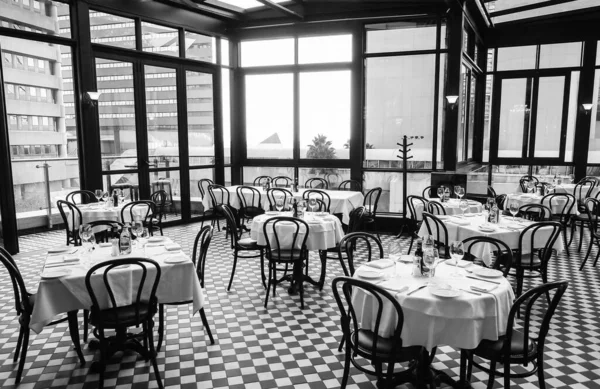 Johannesburg Sudafrica 2021 Interno Ristorante Bistrot Retrò Una Zona Lusso — Foto Stock