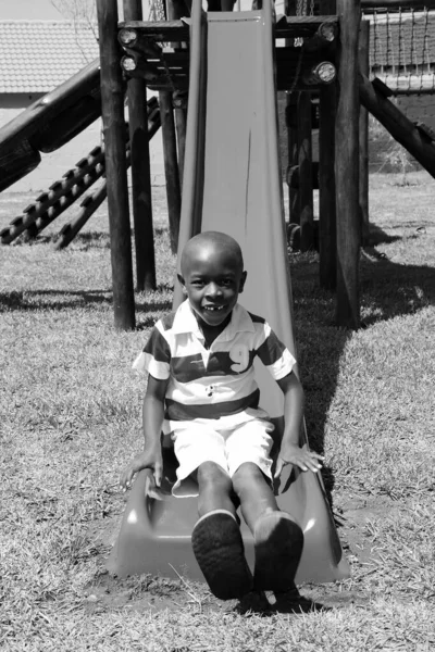Joanesburgo África Sul Janeiro 2021 Crianças Africanas Brincando Aveia Playground — Fotografia de Stock