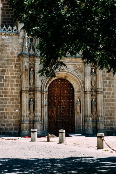 Plano Vertical Hermosa Puerta Principal Del Monasterio San Juan Los — Foto de Stock