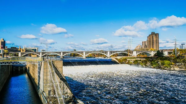 Beautiful View Downtown Minneapolis Sunny Day — Stock Photo, Image