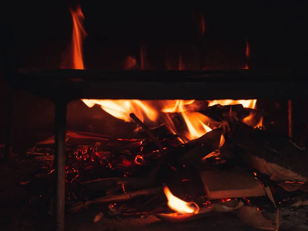 Closeup Shot Burning Firewoods Grill — Stock Photo, Image
