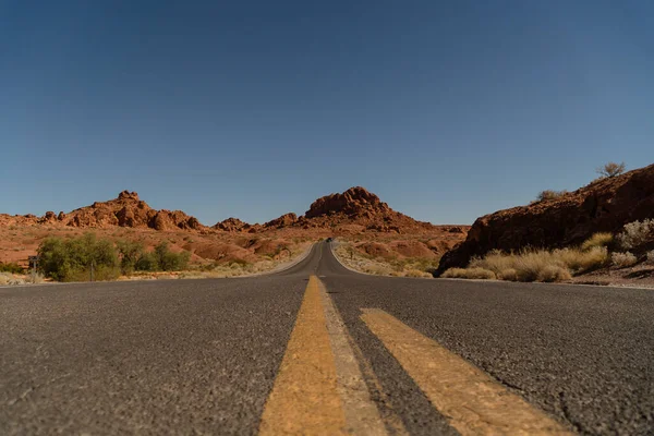 Primer Plano Una Carretera Que Conduce Valle Del Parque Estatal —  Fotos de Stock