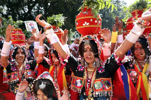 New Delhi India Şubat 2020 Banjara Dance Hintli Lambadi Kadınları — Stok fotoğraf