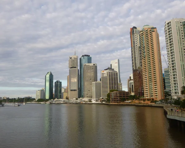 Brisbane Australia Sierpnia 2014 Drapacze Chmur Nowoczesne Budynki Dzielnicy Biznesowej — Zdjęcie stockowe