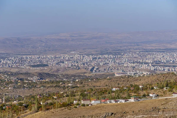 Μια Όμορφη Θέα Της Πόλης Kayseri Από Βουνό Erciyes — Φωτογραφία Αρχείου