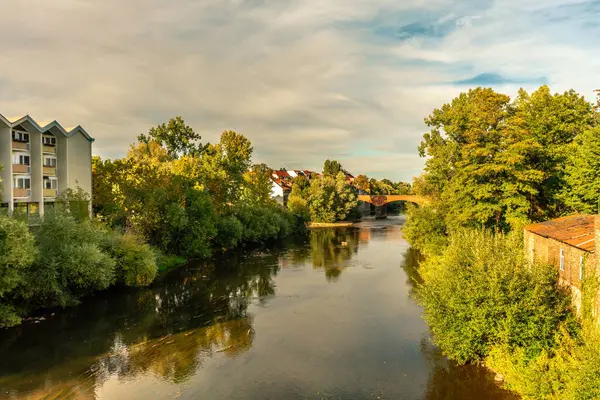 Cenário Tranquilo Uma Cidade Termal Junto Rio Chamado Bad Kreuznach — Fotografia de Stock