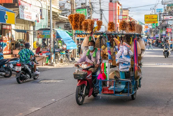 Pattaya Thailand Jul 2021 Lövés Egy Mobil Kereskedő Eladási Tisztítószerek — Stock Fotó