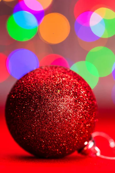 Bokeh Işıkları Efektli Dikey Noel Süslemeleri — Stok fotoğraf