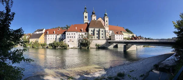 Iglesia San Miguel Steyr Sobre Río Alta Austria —  Fotos de Stock