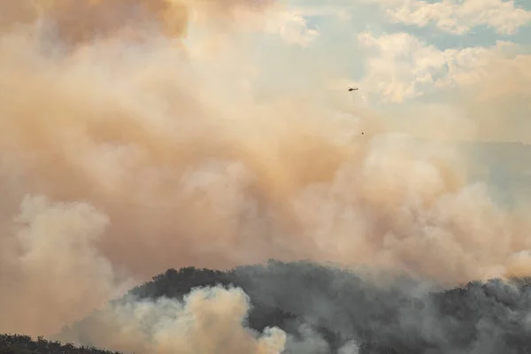 Пожар Вертолете Тасмании Австралия — стоковое фото