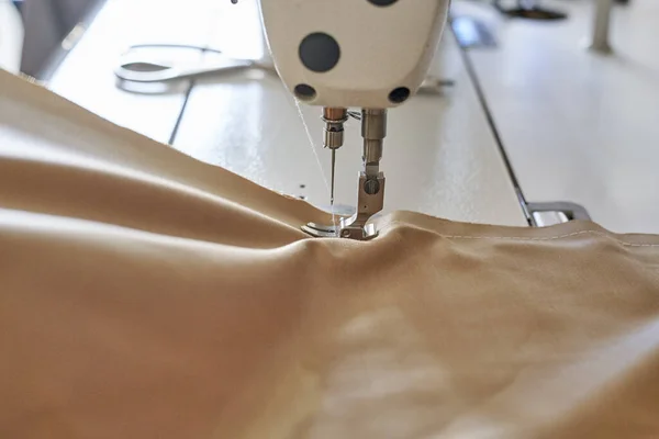 Closeup Shot Sewing Process Phase Overstitching — Stock Photo, Image