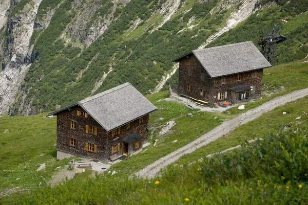 Cabana Madeira Alpina Nas Montanhas Vorarlberg Áustria Luenersee — Fotografia de Stock