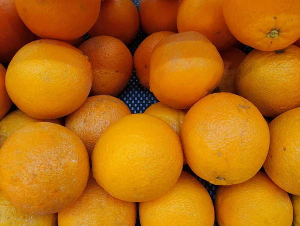 Eine Nahaufnahme Von Geernteten Orangen — Stockfoto