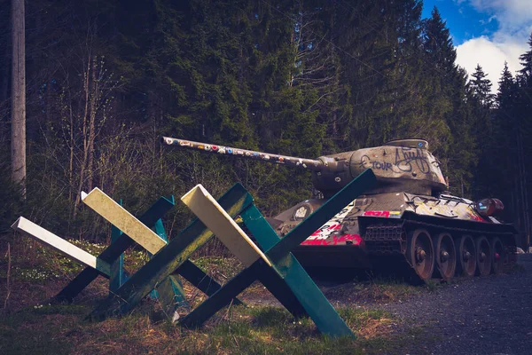 Old Abandoned Tank Left Austrian Border — 图库照片