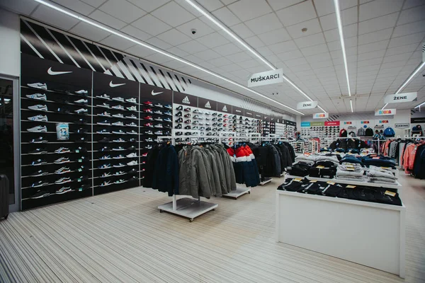 Sarajevo Bosnia Herzegovina Nov 2020 Sports Equipment Store Bosnia Herzegovina — 스톡 사진