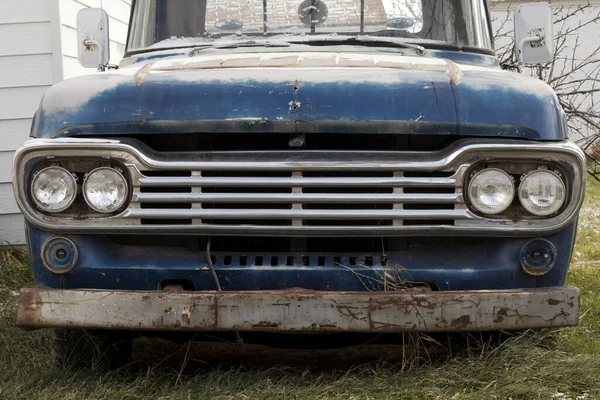 Old Broken Abandoned Truck Field — Stock Photo, Image