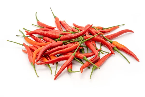 Close Chilies Vermelhos Isolados Branco — Fotografia de Stock