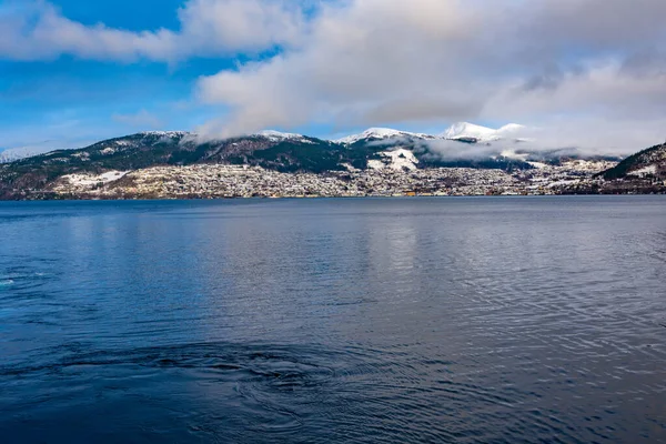 Wioska Volda Norwegii Zimą — Zdjęcie stockowe
