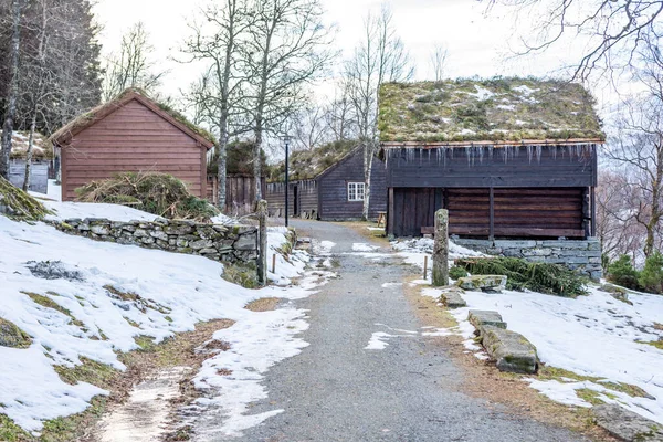 Een Weg Met Kleine Landhuizen Winter Volda Noorwegen — Stockfoto