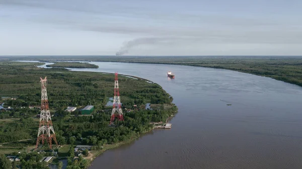 Корабель Пливе Річці Парана — стокове фото