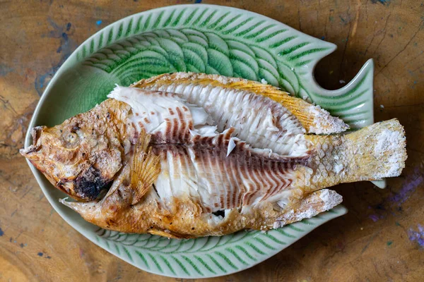 Closeup Shot Grilled Tilapia Fish Salt — Stock Photo, Image