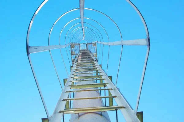 Low Angle Shot Modular Custom Stair Tower System Blue Sky — Stock Photo, Image