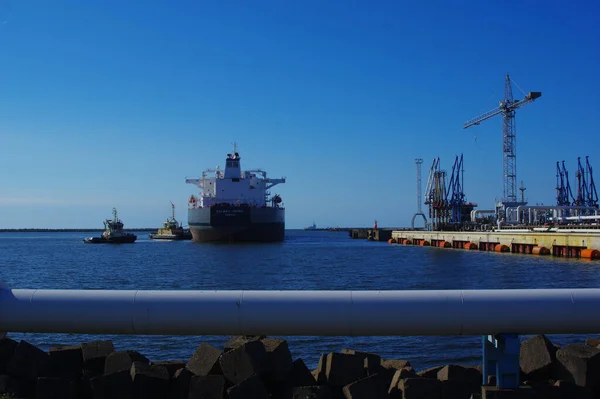 Grande Navio Carga Mar Porto Construção — Fotografia de Stock