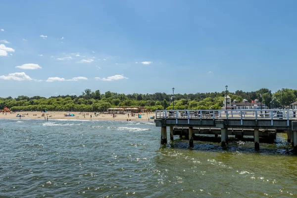 Gdansk Poland Jun 2021 Gammal Träpir Vid Sandstrand Gdansk Polen — Stockfoto