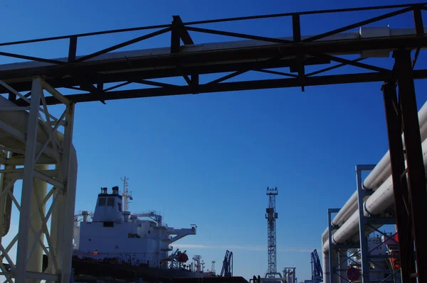 Monte Equipamentos Industriais Uma Refinaria Petróleo — Fotografia de Stock