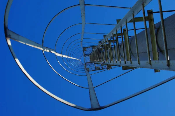 Low Angle Shot Ladder Industrial Metal Pole — Stock Photo, Image