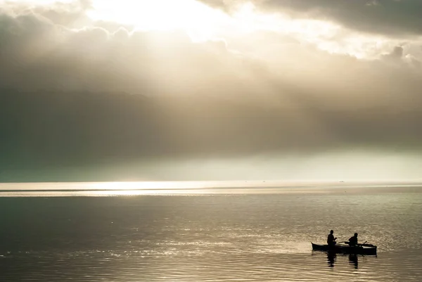 Sogod Philippinen Nov 2013 Eine Silhouette Von Fischern Auf Einem — Stockfoto