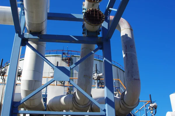 Оборудование Нефтеперерабатывающей Индустриальной Зоны Заводское Оборудование Промышленными Деталями — стоковое фото