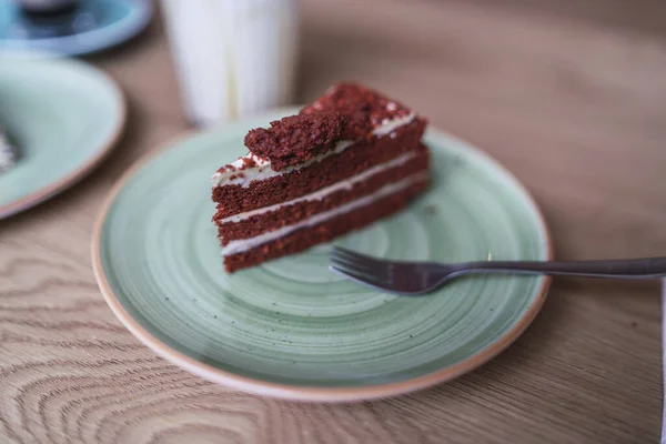 Closeup Shot Slice Cake Plate Caf — Stock Photo, Image