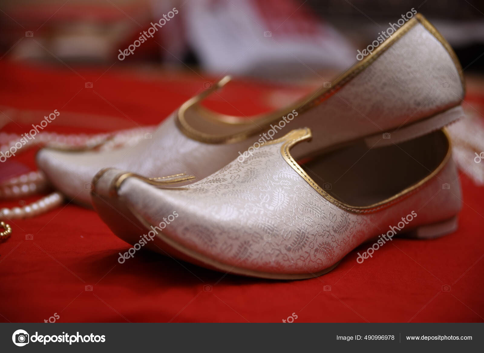 Buy US Size 5 Indian Bridal Wedding Shoes/ Women Peach Lehnga Gold Jutti  Shoes/ Wedding Flats/ballet Flats/khussa Shoes/punjabi Shoe Online in India  - Etsy