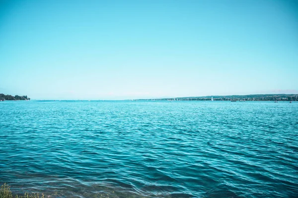 Malebný Pohled Jezero Constance Konstanzi Německo Pod Modrou Oblohou — Stock fotografie