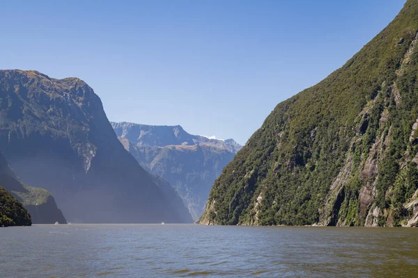 뉴질랜드 밀퍼드 사운드의 아름다운 — 스톡 사진