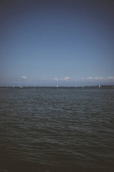 Сценічний Вид Озеро Констанц Німеччина Під Яскравим Сонячним Днем — стокове фото