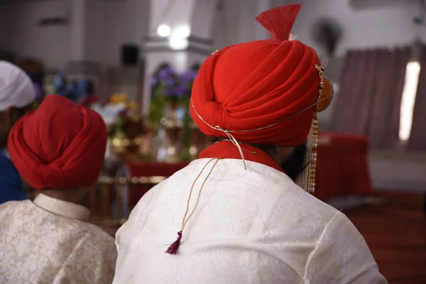 Close Índio Desgaste Tradicional Turbante Khadi Gurudwara Vista Casamento — Fotografia de Stock