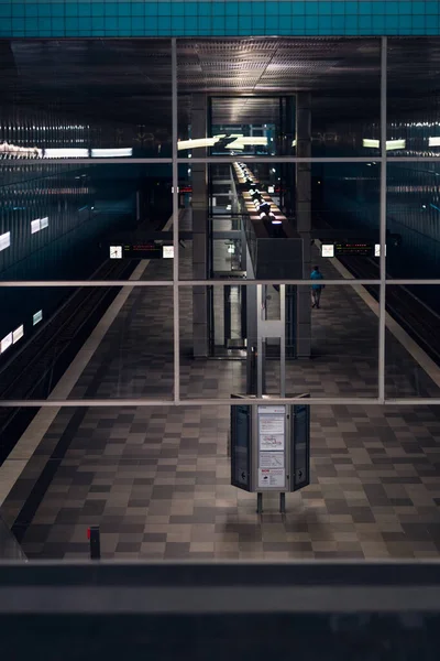 Hamburg Germany Aug 2019 Vertical Shot Hvv Train Station Ueberseequartier — 스톡 사진