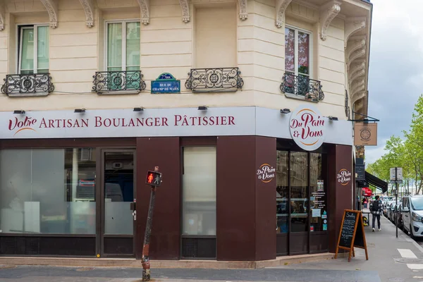 Par France Jul 2021 Artisan Boulanger Patissie French Bread Store — Stock Photo, Image