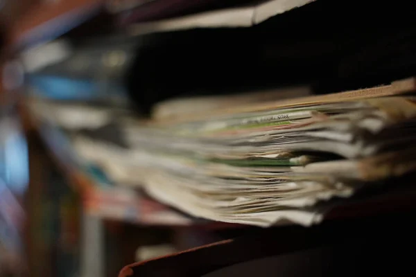 Closeup Shot Pile Old Newspapers — Stock Photo, Image