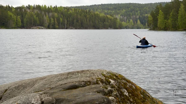 Vue Panoramique Pagayeur Kayak Sur Lac Palourdes Noklevann Oslo Norvège — Photo