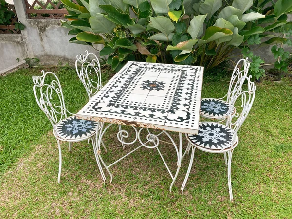 Closeup Shot Vintage Iron Table Blue Patterns Chairs Chiang Mai — Stock Photo, Image