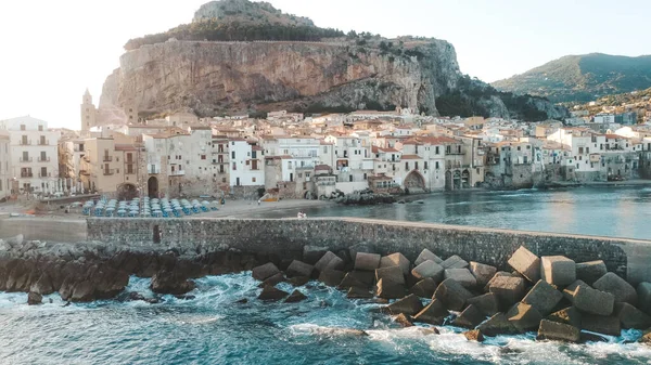 Uma Foto Panorâmica Mar Tirreno Cidade Cefalu Sicília Itália — Fotografia de Stock