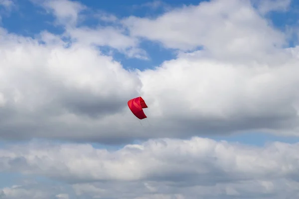 Ein Flachbild Eines Kitesurfens Himmel Ostseestrand Von Laboe Deutschland — Stockfoto