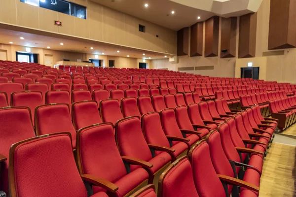 Empty Red Theater Chairs Due Coronavirus Pandemice — Stock Photo, Image