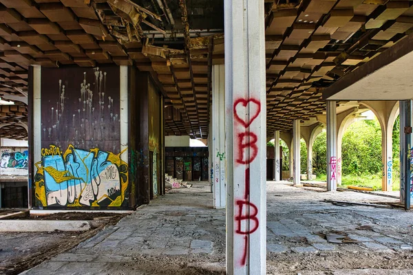 Malinska Croatia Jun 2021 Abandoned Hotel — 스톡 사진