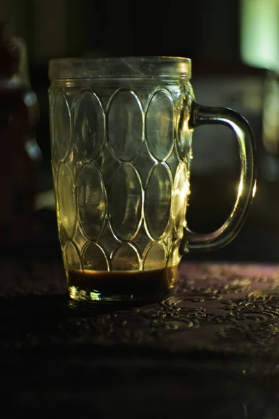 Tiro Foco Seletivo Caneca Cerveja Vidro — Fotografia de Stock