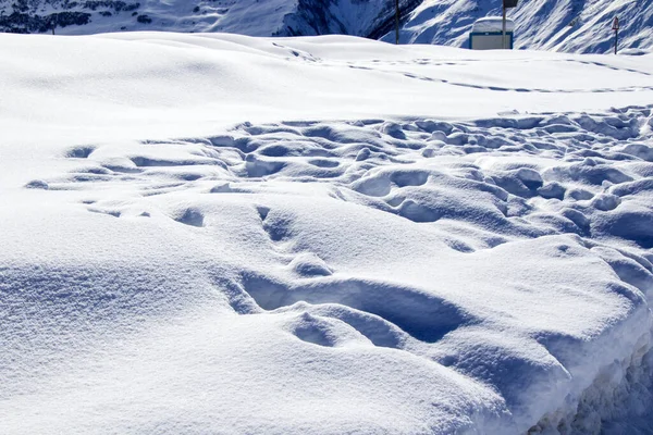 Ein Schnee Textur Hintergrund Mit Fußabdrücken — Stockfoto