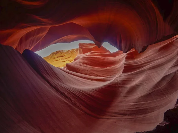 Een Prachtig Uitzicht Verbazingwekkende Zandstenen Formaties Antelope Canyon Een Zonnige — Stockfoto